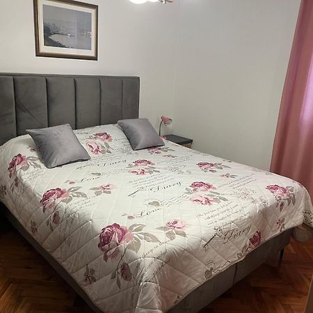 וולה לוקה Apartments Julija מראה חיצוני תמונה