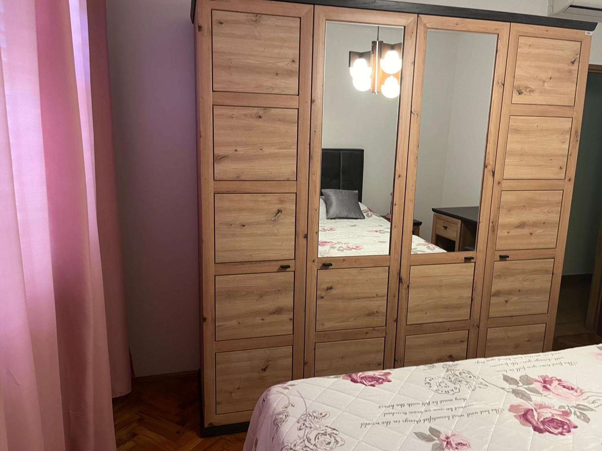 וולה לוקה Apartments Julija מראה חיצוני תמונה