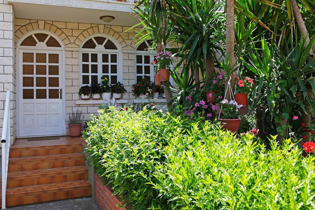 וולה לוקה Apartments Julija מראה חיצוני תמונה